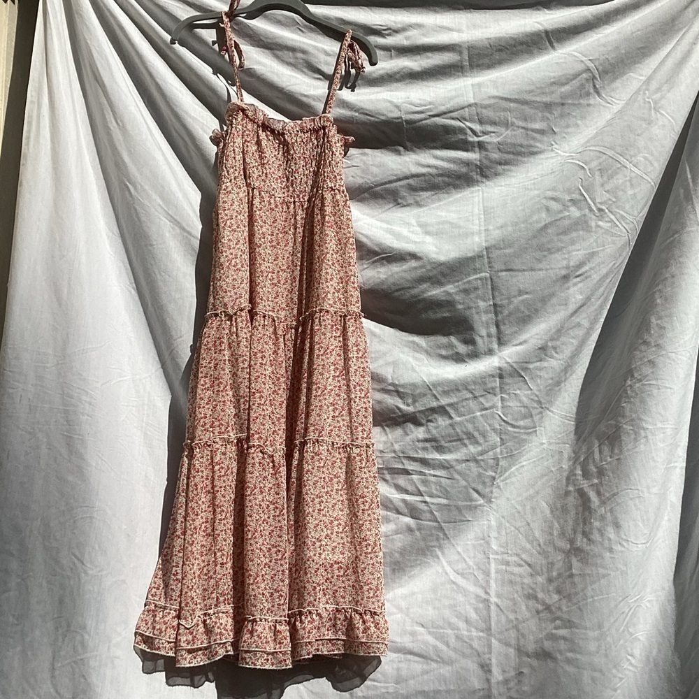 D*g*y pink and white floral summer dress with smocking, size medium
